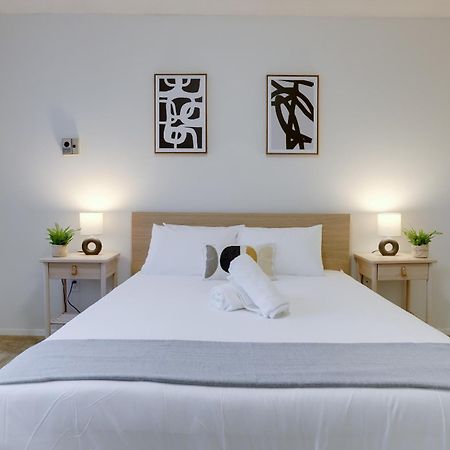Sensational Condominium @Crystal City Arlington Extérieur photo