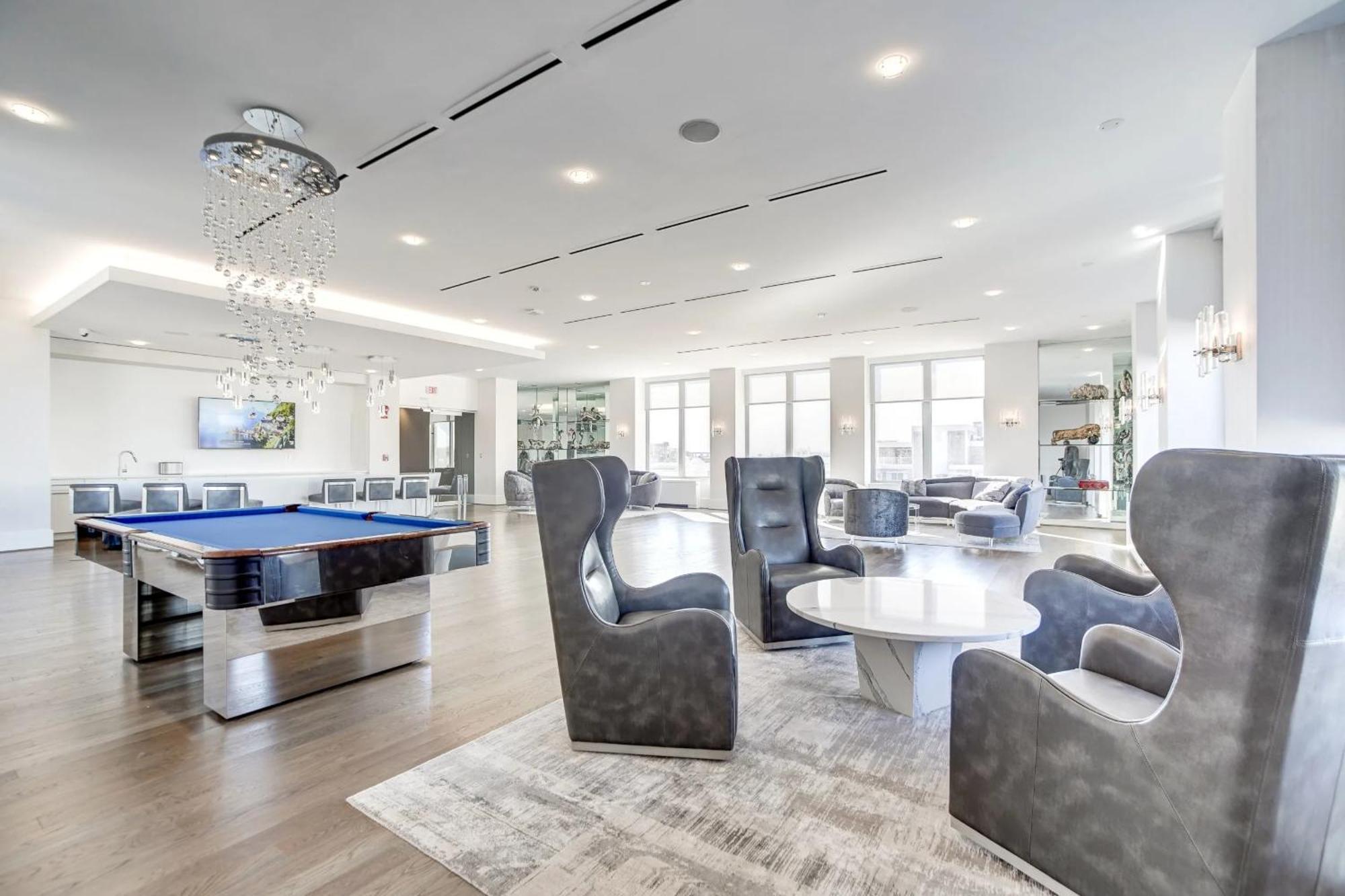 Sensational Condominium @Crystal City Arlington Extérieur photo