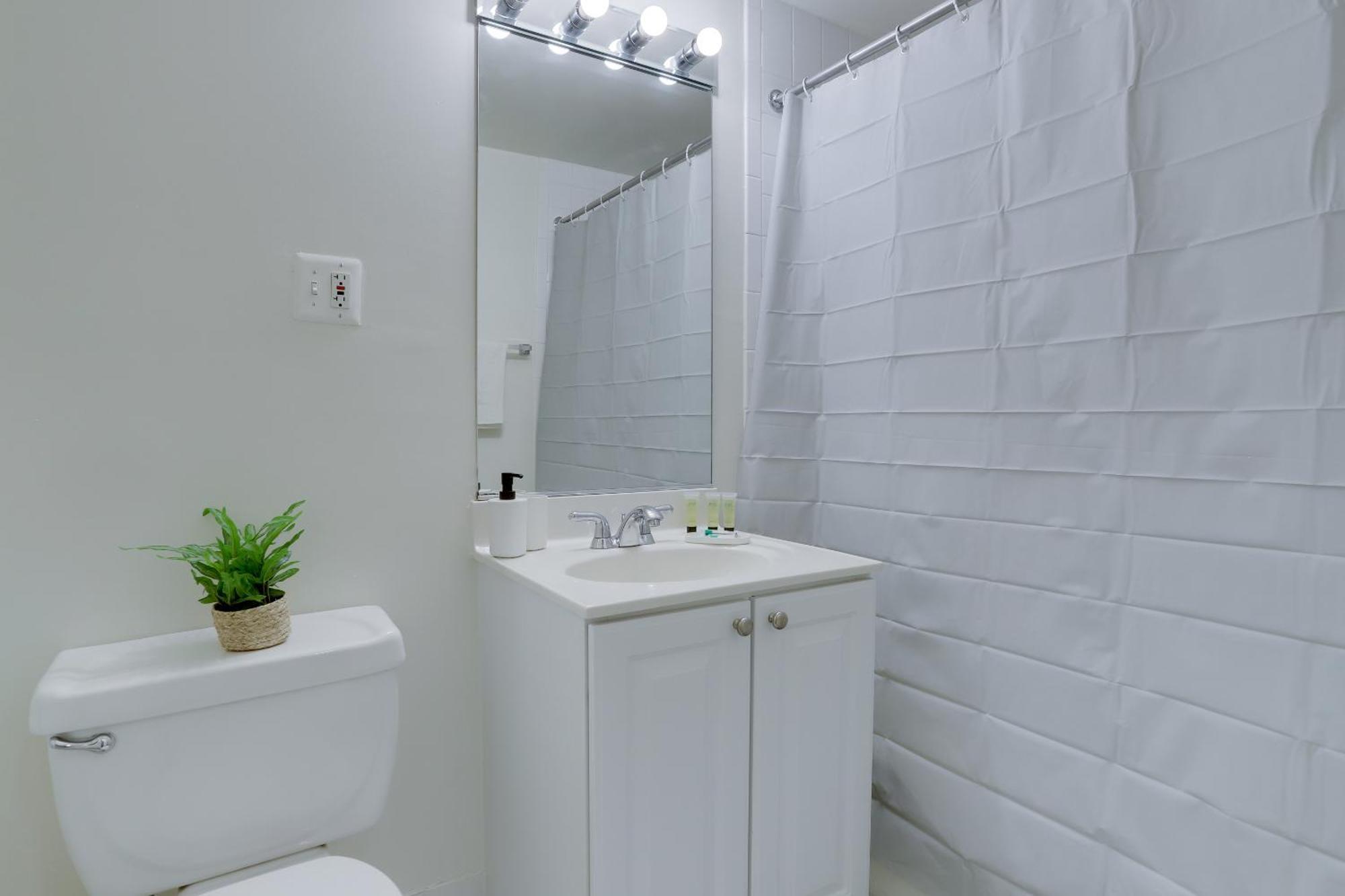 Sensational Condominium @Crystal City Arlington Extérieur photo